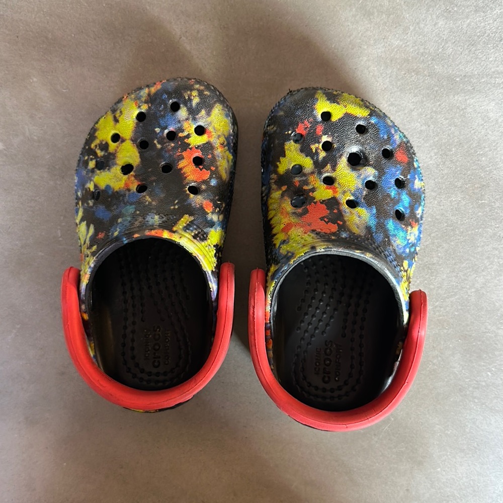 Multi Color Crocs / Size 5 C